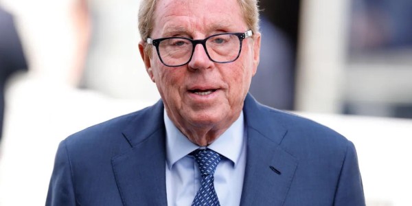 星空体育中国官网-老雷德克纳普：利物浦将卫冕英超冠军；切尔西缺少领袖球员