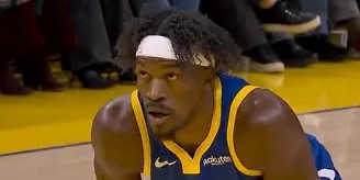 星空体育入口-半场战罢：勇士67-41大比分领先开拓者，巴特勒得到11分