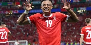 记者：森林接近与博洛尼亚就恩多耶达协议，转会费3400万镑