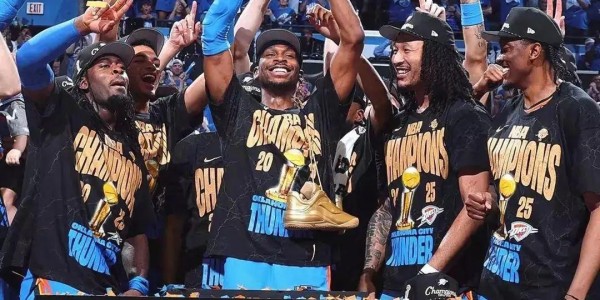 星空体育-老詹：告诉东胖子，我要吃鲈鱼了！欧文走了，大腿何在？