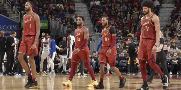 星空体育-老詹：告诉东胖子，我要吃鲈鱼了！欧文走了，大腿何在？