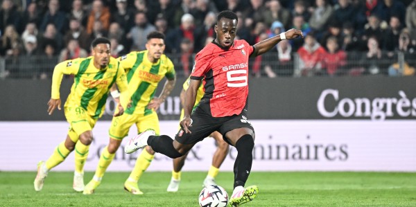 卡里姆恩多即将接受森林体检，俱乐部同步运作道路与刘易斯转会事宜