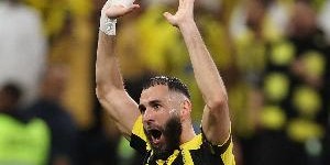 星空体育娱乐平台-33场造34球&amp;amp;夺联赛冠军！沙特媒体：本泽马即将和吉达联合续约1年