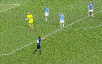 1634415229920040528.gif 544410.gif